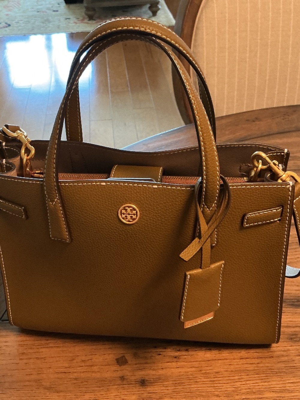 Tory Burch Blake Center Zipper Tote - Picture 8 of 10